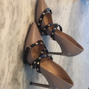 Valentino Garavani Rockstud Wrap Heel size 39